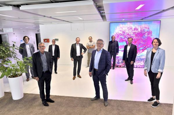©FMHaaglanden Van links naar rechts op de voorgrond: Pablo Hunnego, Peter Feij, Hella Spithout